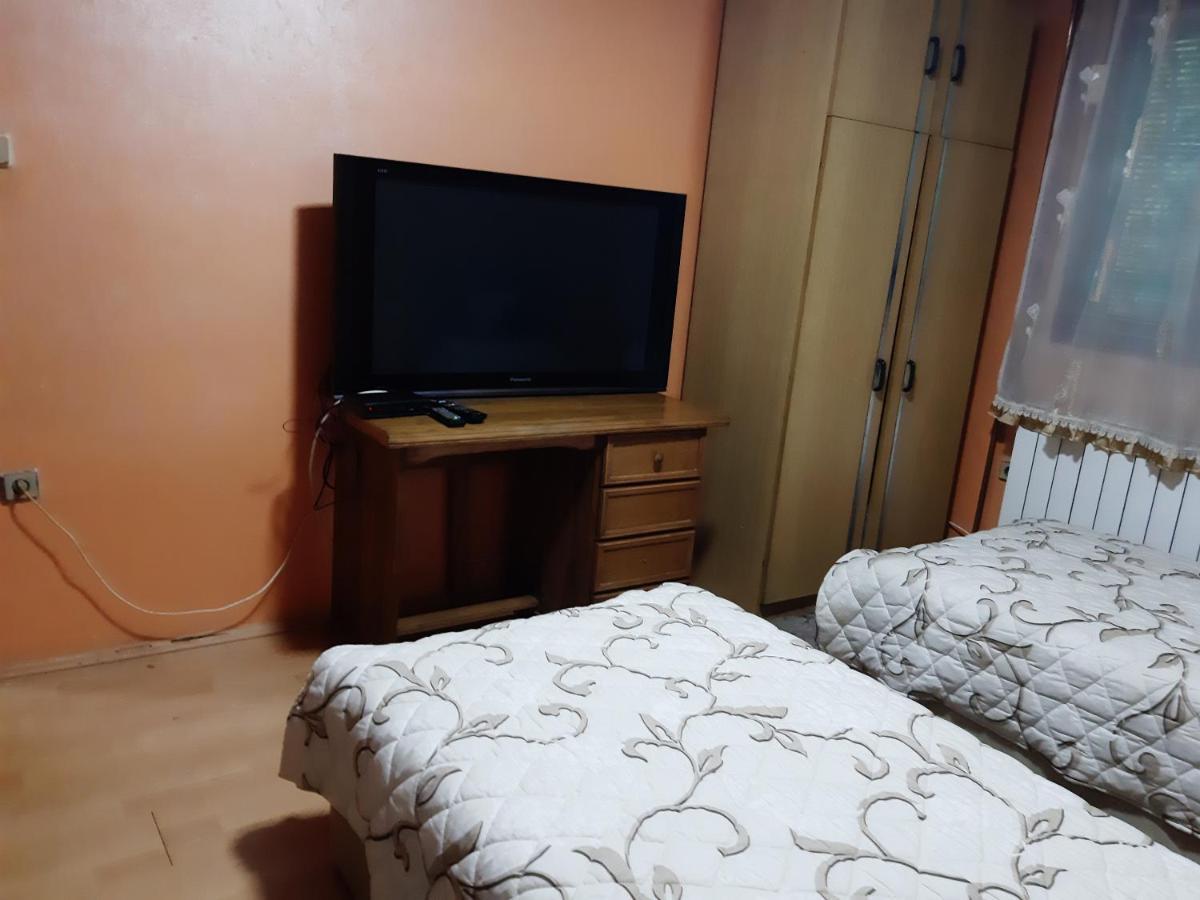 Vila Mir Пірот Екстер'єр фото