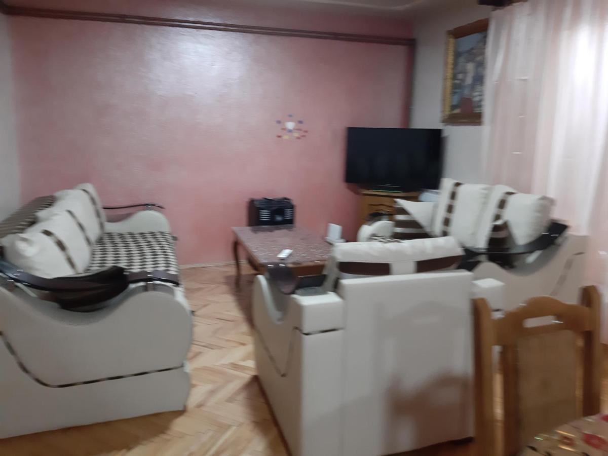 Vila Mir Пірот Екстер'єр фото