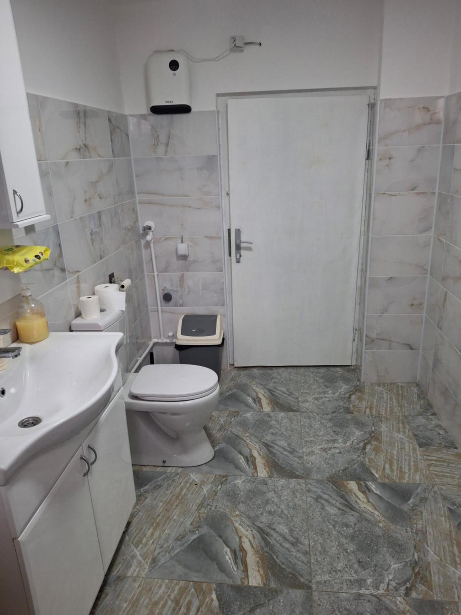 Vila Mir Пірот Екстер'єр фото